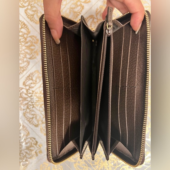 Ophidia … zip around wallet - Picture 5 of 7